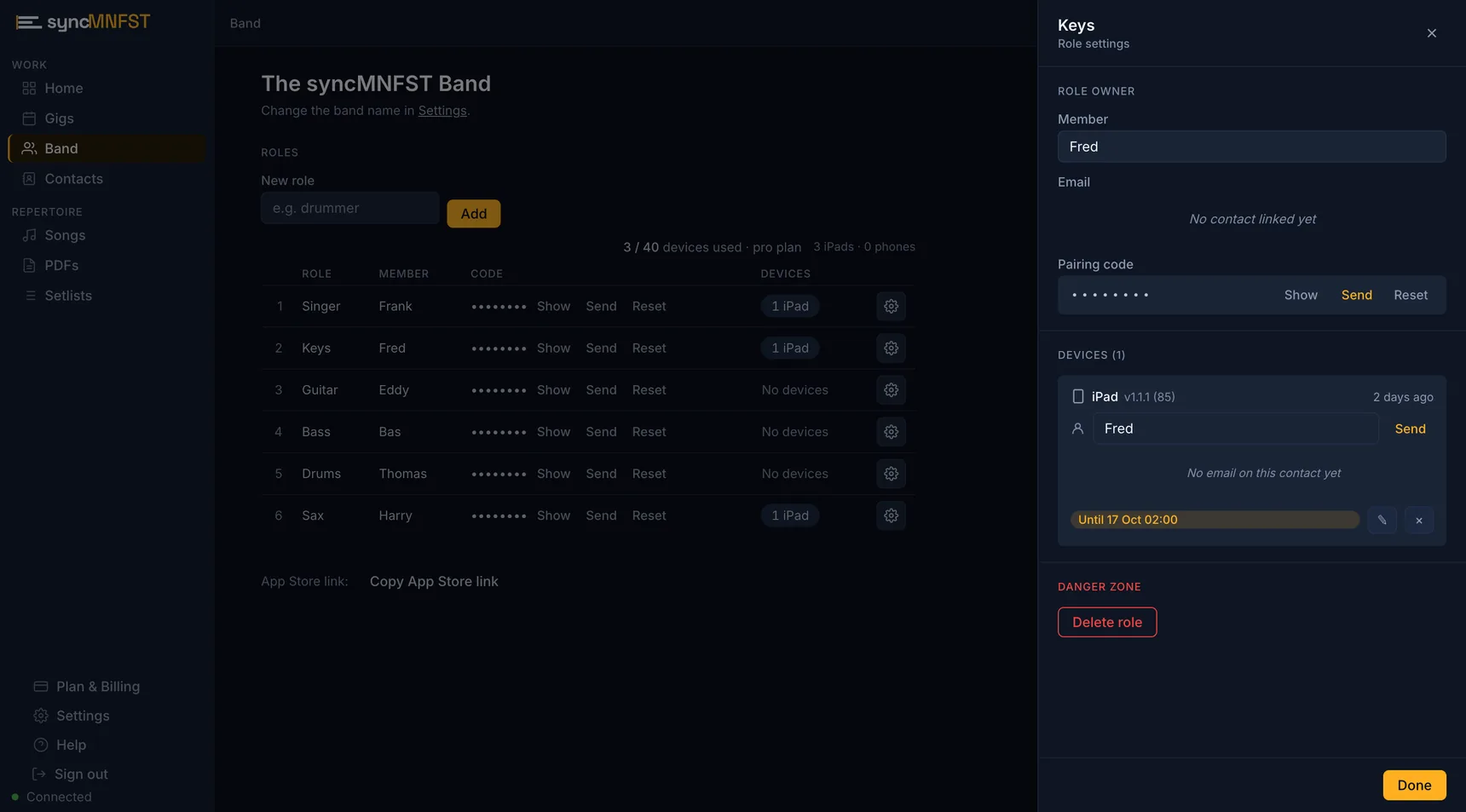 Web app setting up a band, with a stand-in on keys whose access expires on a set date
